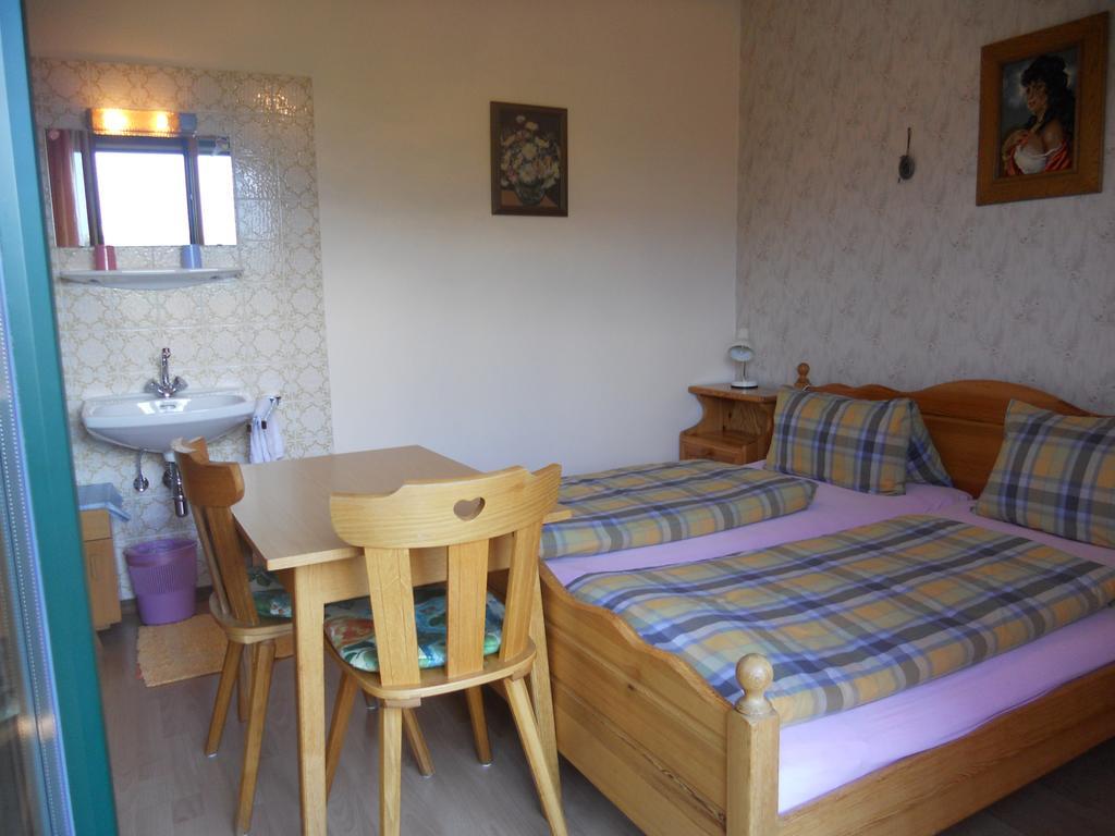 Ferienwohnung Gerti Kalt Lieserhofen Exterior photo